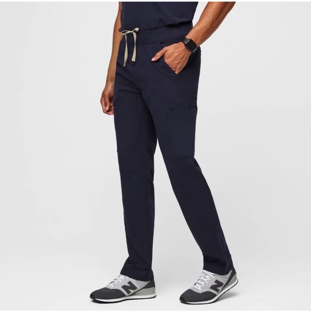 FIGS Axim Cargo Scrub Pants Navy Sz S Short
